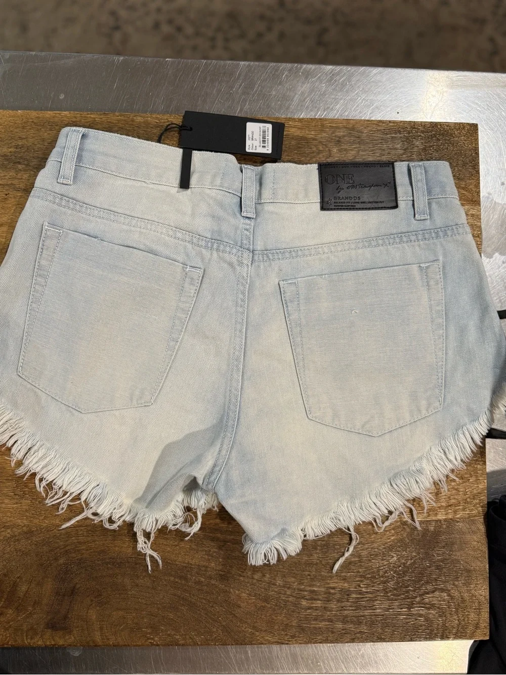One X Oneteaspoon relaxed Fit ~Long RiseButton Fly ~Curved Raw Hem ~Color Brando